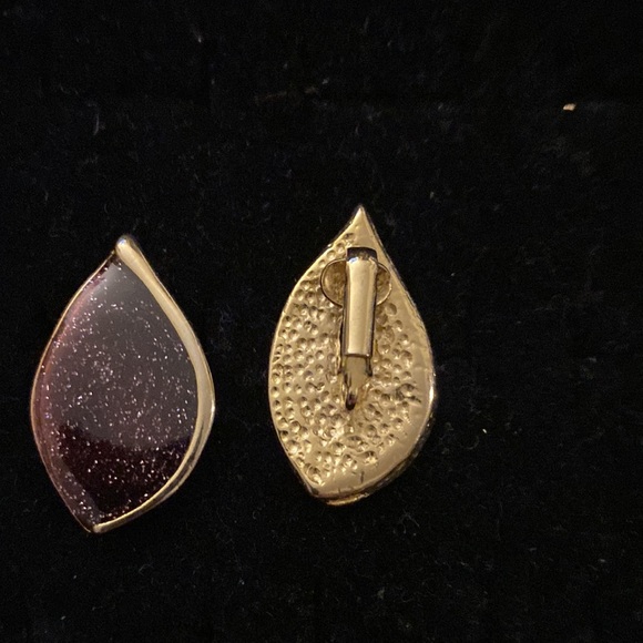 Pend earring plus 2 more sets clip on - Picture 7 of 7